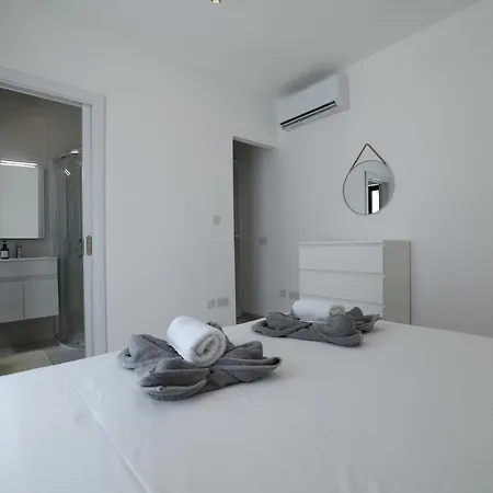 Swieqi Malaika New Penthouse 10 Is-Swieqi