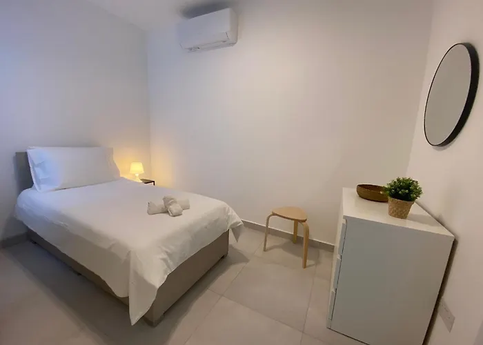 Swieqi Malaika New Penthouse 10 Is-Swieqi